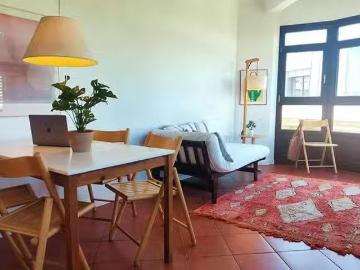 ¡Recién llegado! Piso de 1 habitación en Barcelona