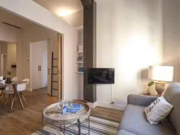 ¡Recién llegado! Piso de 1 habitación en Barcelona