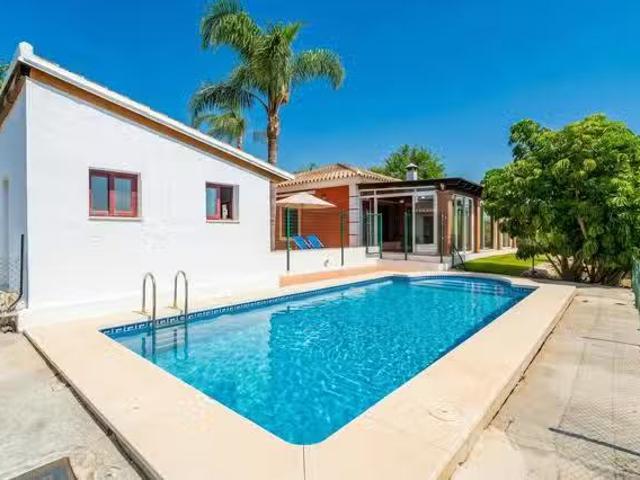 Único Piso de 1 habitación en Calle Moreta, Rodeo Bellavista
