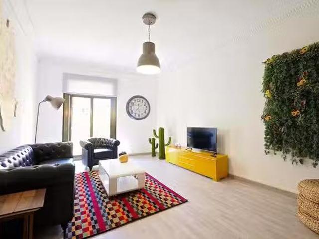 Acogedor Piso de 1 habitación en Carrer Creu Coberta