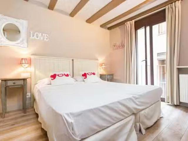 ¡Renta! Piso de 1 habitación en Carrer de la Dagueria
