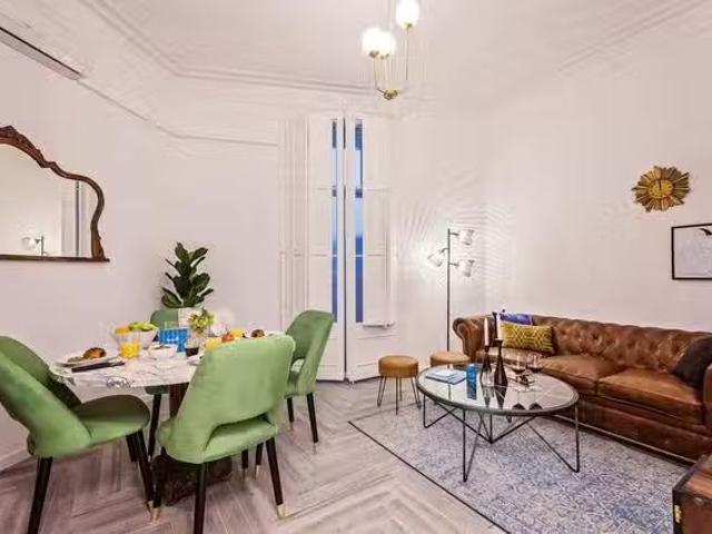 Barato Piso de 1 habitación en Carrer de la Diputació