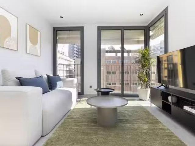 ¡Recién llegado! Piso de 2 habitaciones en Barcelona