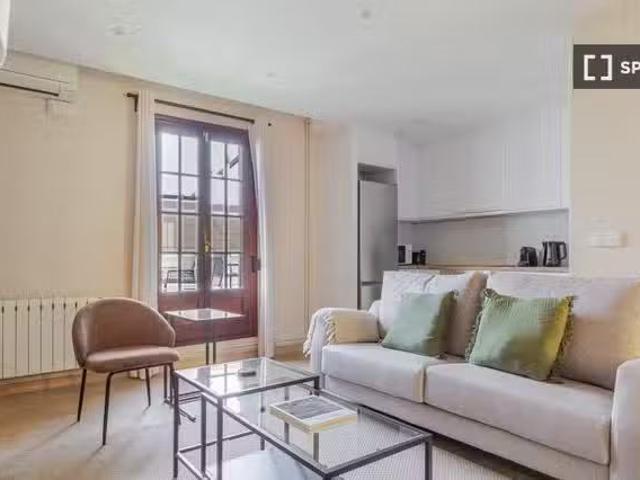 Encantador Piso en alquiler de 3 habitaciones en Sant Gervasi.