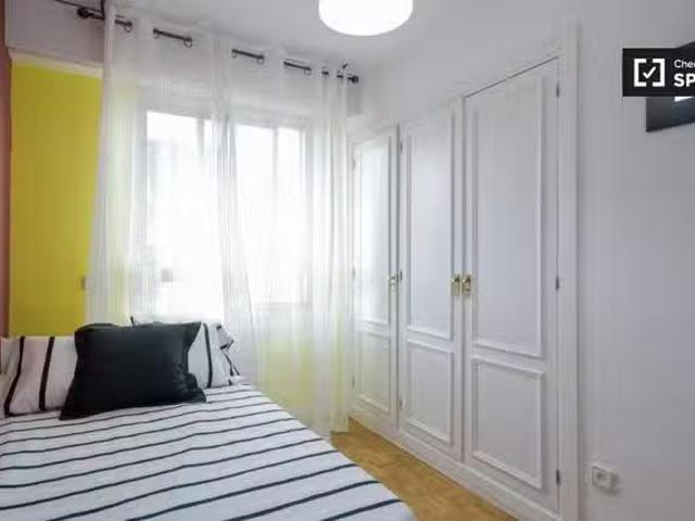 ¡Oferta! Se alquila habitación en Alcalá de Henares, Madrid