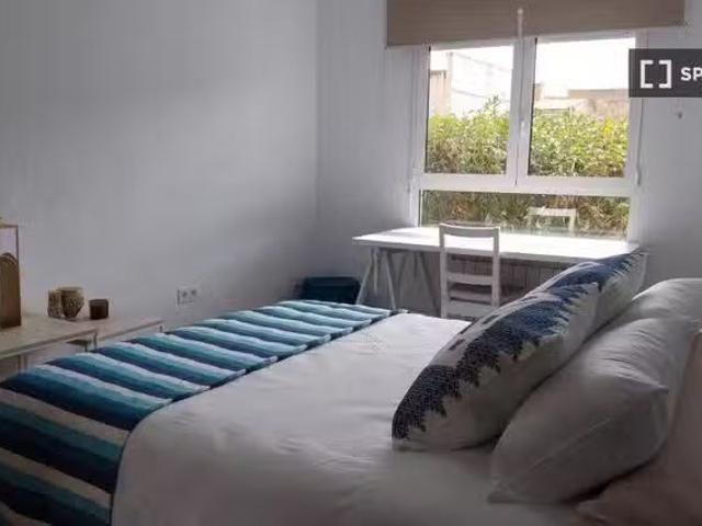 ¡En alquiler! Se alquila habitación en piso compartido en Alic.