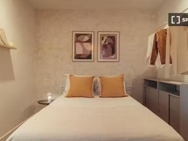 ¡Oferta! Se alquila habitación en piso compartido en Barcelona