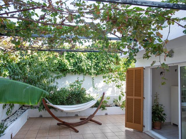 Encantadora vivienda unifamiliar con patio privado, piscina y vistas al mar en Cala Millor