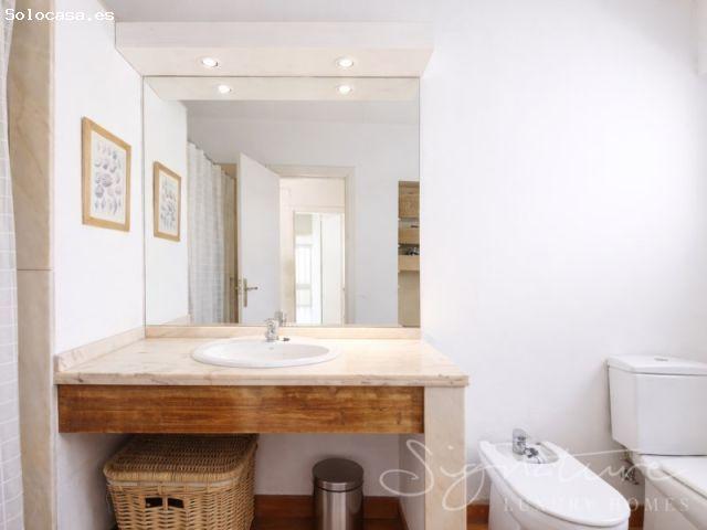 Encantadora casa a cuatro vientos con jardín llano en Valldoreix Sant Cugat
