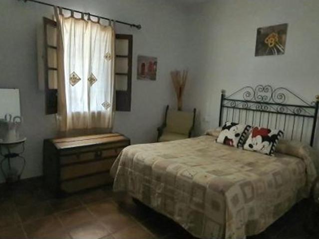 Encantadora Casa con Piscina en Prado del Rey ¡Listo para Entrar a Vivir!