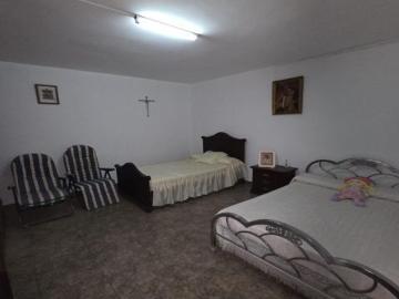 Encantadora Casa de Campo en Jabalcuz, Jaén Ideal para Escapar del Estrés