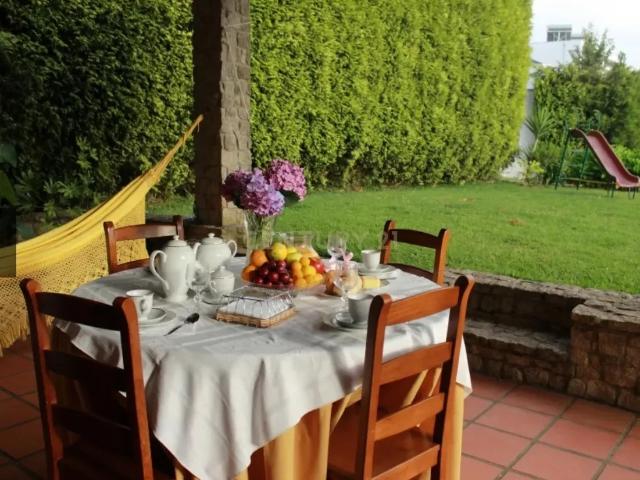 Encantadora Casa de Hóspedes em Aveiro com Jardim e Terraço