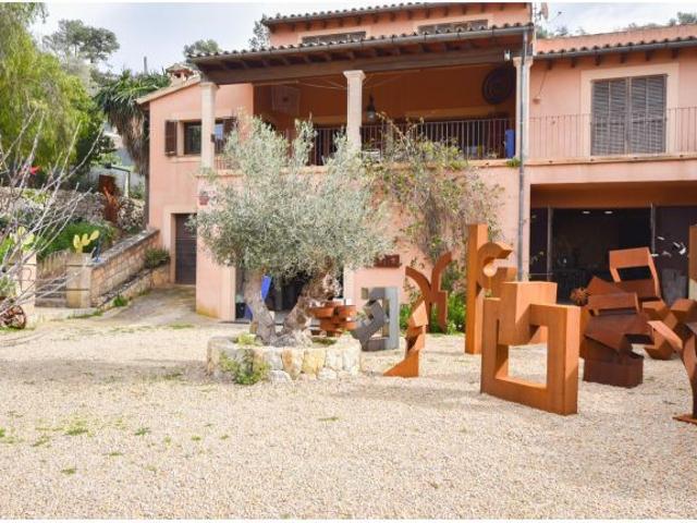 Encantadora casa de pueblo con terreno