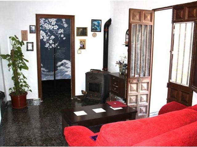 Encantadora Casa de Pueblo en Canillas de Aceituno