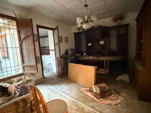 Encantadora Casa de Pueblo en Patiño, Murcia Oportunidad para Reformar