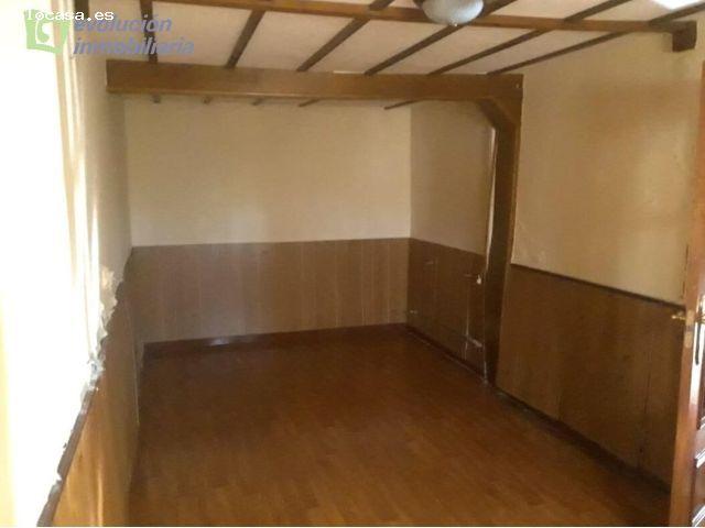 Encantadora Casa de Pueblo en Salazar de Amaya Oportunidad Única a un Precio Inigualable