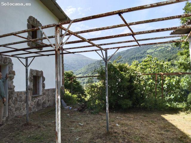 Encantadora Casa de Piedra Cerca de Leitariegos
