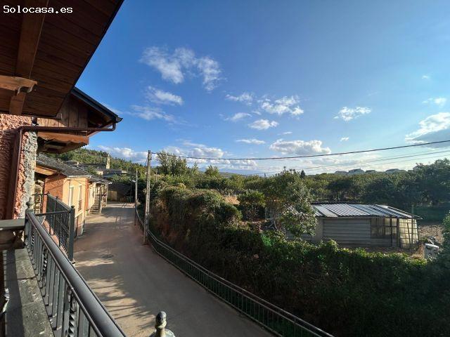 Encantadora Casa de Piedra en Arganza con Vistas a Viñedos