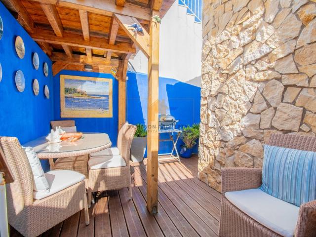 Encantadora casa de povoação T1+ 1 à venda em Ferragudo 68m² Ferragudo