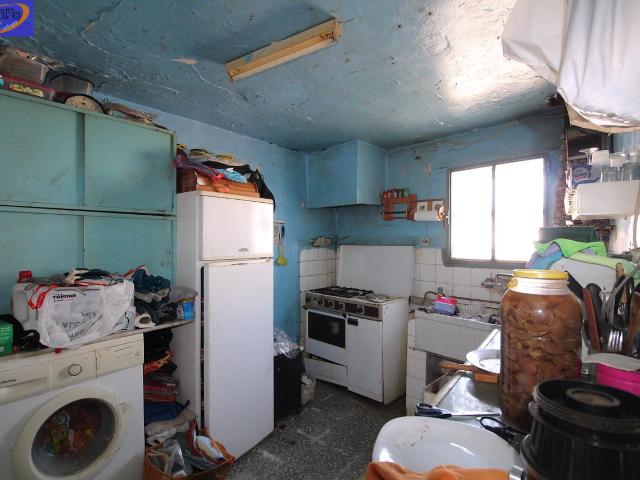 Encantadora Casa en Caudete de las Fuentes ¡Una Oportunidad Única por €73,000!