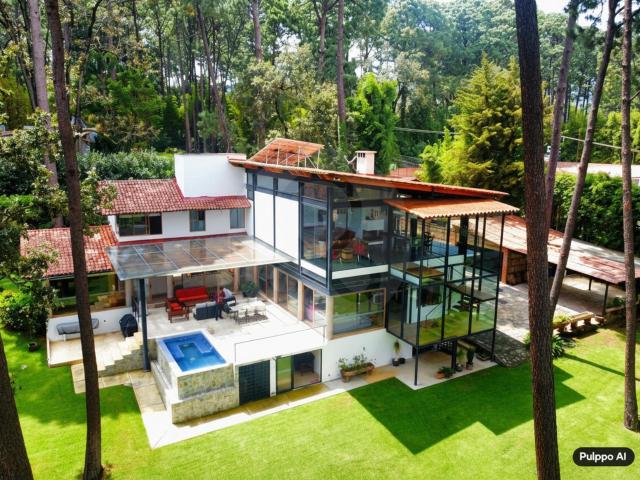 Encantadora Casa en Valle de Bravo