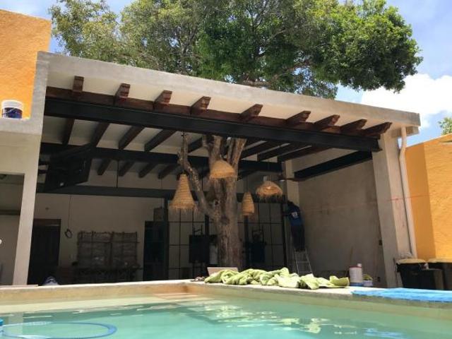 ENCANTADORA CASA EN VENTA REMODELADA CERCA PLANCHA AVC 2719