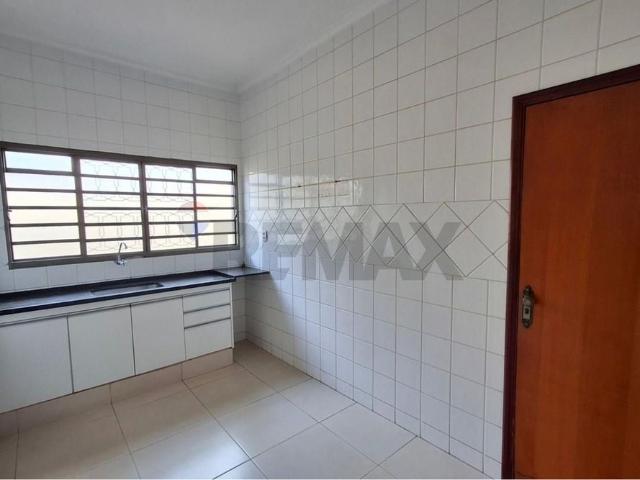 Encantadora Casa para Alugar no Centro de Orlândia