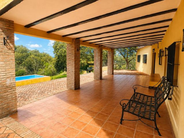 Encantadora finca con terreno Hermosa finca en Cortegana con. 160m² Cortegana