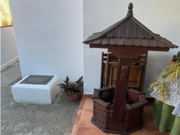 Encantadora Finca Rústica con Piscina y Árboles Frutales