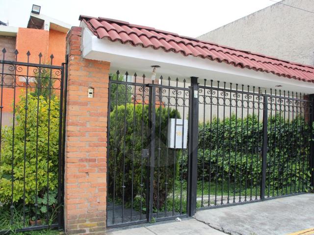 Encantadora, funcional y bien ubicada casa en Atlacomulco