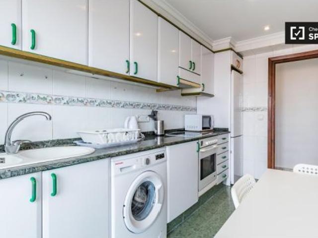 Encantadora habitación con cama doble en alquiler en L' Amistat