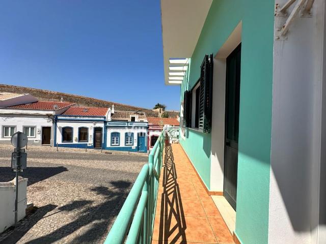 Encantadora Moradia T4 no Coração Histórico de Lagos A 450. 180m² São Gonçalo de Lagos