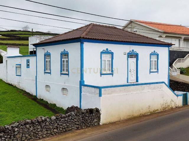 Encantadora Moradia T2 em Porto Judeu, Angra do Heroísmo