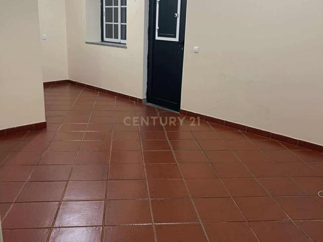 Encantadora Moradia T3 em Ourique, Beja com Vista Campestre
