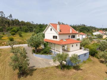 Encantadora moradia T 4 em Pipa, Vila Cã, Pombal Oportunidade Única