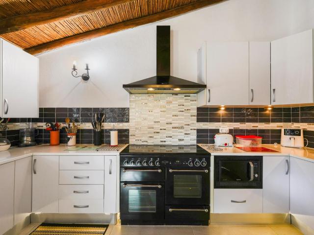 Encantadora Quinta com Vistas, Piscina e Apartamento de Hóspedes
