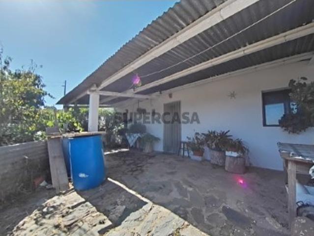 Encantadora Quinta Rural com Barragem e Nascente em Corte Peral, São Marcos da Serra
