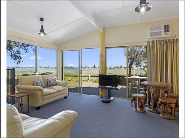Enchanting waterfront views