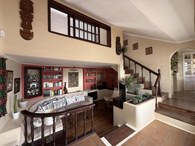Enclavada en el entorno singular de Lagomar, esta extraordin. 173m² Nazaret