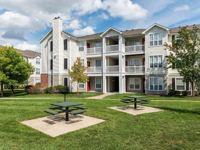 Enclave at Winghaven 3 Bedroom Apartment for Rent at 1000 Applerock Dr, O'Fallon, MO 63368 O'Fallon
