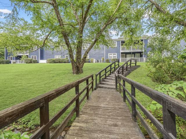 Enclave @ Crabtree 1 Bedroom Apartment for Rent at 4009 Deep Hollow Drive, Raleigh, NC 27612