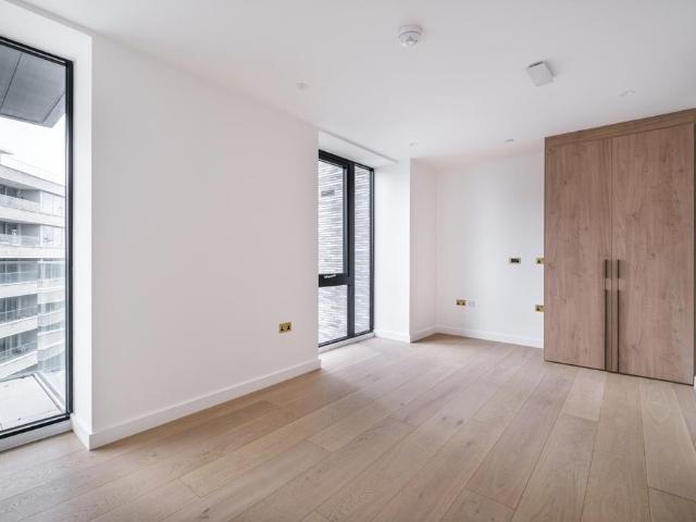 Enclave KX, 101 Camley Street. 1 bed flat to rent £4,200 pcm £969 pw