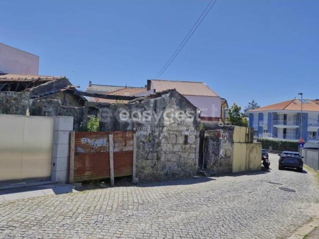 Encontre o Terreno perfeito para construir seu sonho em Matosinhos