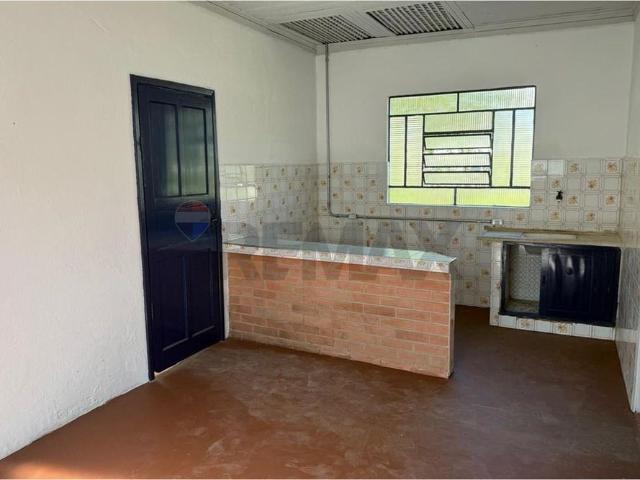 Encontre Seu Refúgio: Casa em Condomínio Fechado