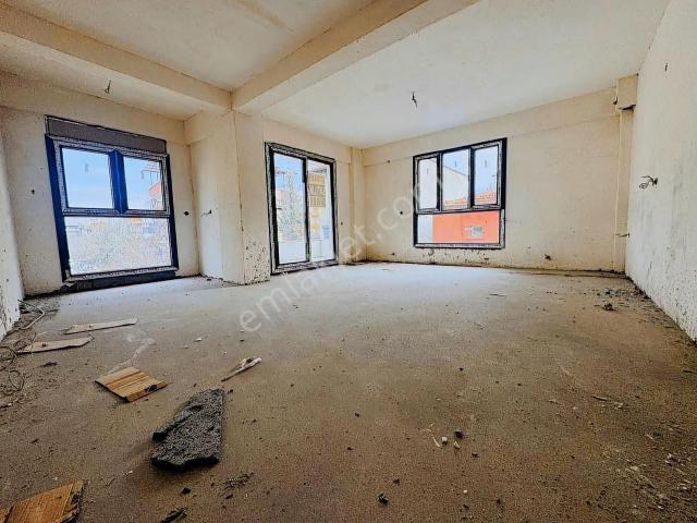 Endüstri Meslek Lisesi Mevki 3+1 Ebeveyn Banyolu 140 M2 Daire