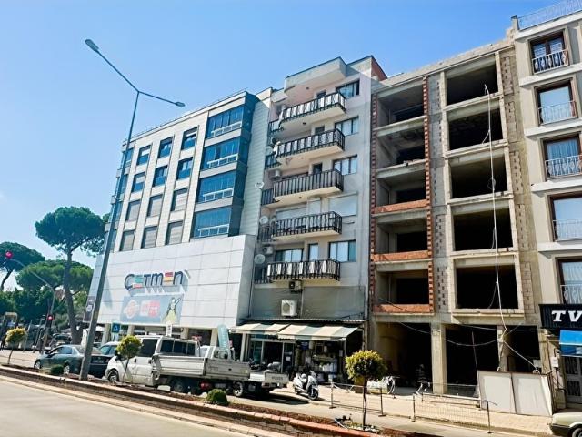 Şendururdan Satılık UltraLüks Merkezde Devasa Büyük Daire 250 M