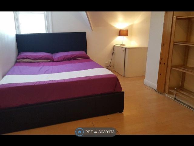Endymion Road, London N4, 3 bed flat to rent, £2,400 pcm | PrimeLocation