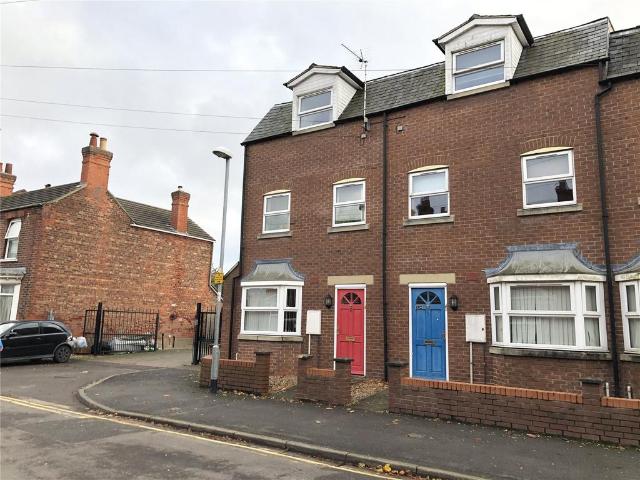End of terrace house to rent