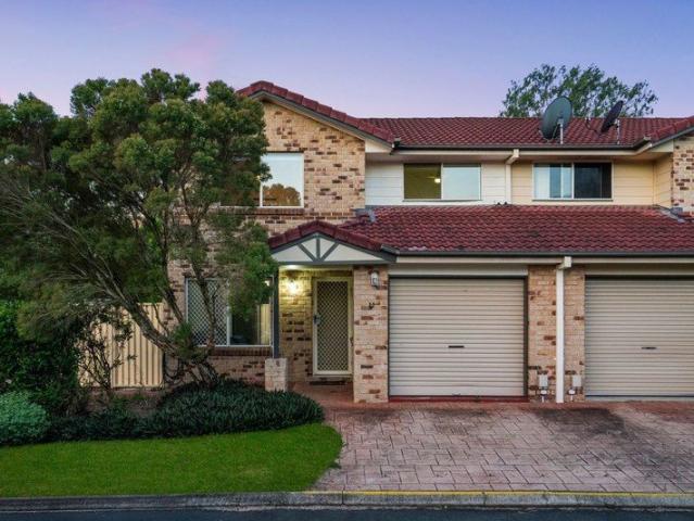 End Unit Townhouse Larger Lot