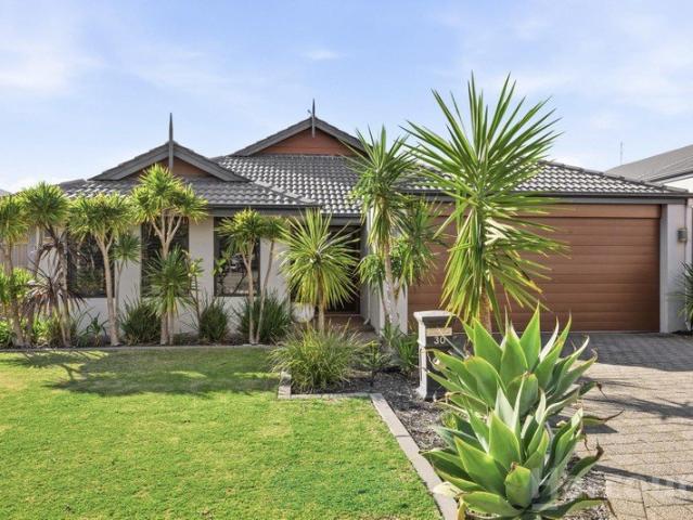 Endearing Elegance with Low Maintenance Appeal, Nothing to do but Move Straight In